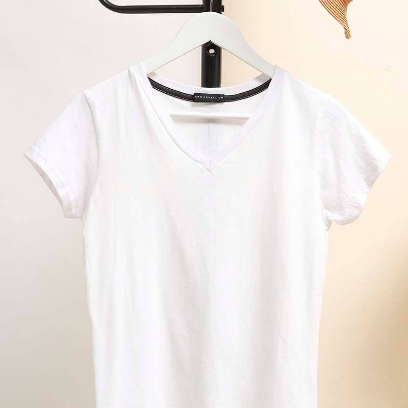 camiseta branca básica
